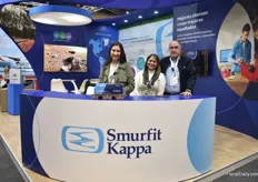 The team of Smurfitt Kappa, they offer sustainable packaging solutions in many counties in the world, includes Colombia of course.